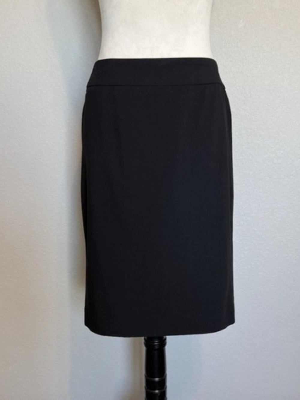 Armani Collezioni Womens 10 Black Virgin Wool Pencil Skirt Made In Italy